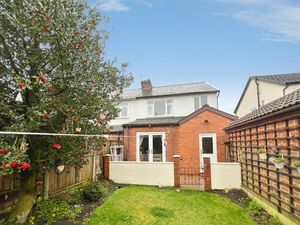 Rear- click for photo gallery